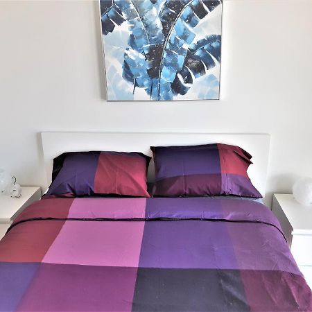 Luxury Skyline Condo In Downtown Free 24/7 Parking Winnipeg Esterno foto