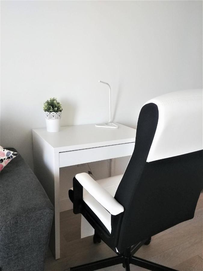 Luxury Skyline Condo In Downtown Free 24/7 Parking Winnipeg Esterno foto