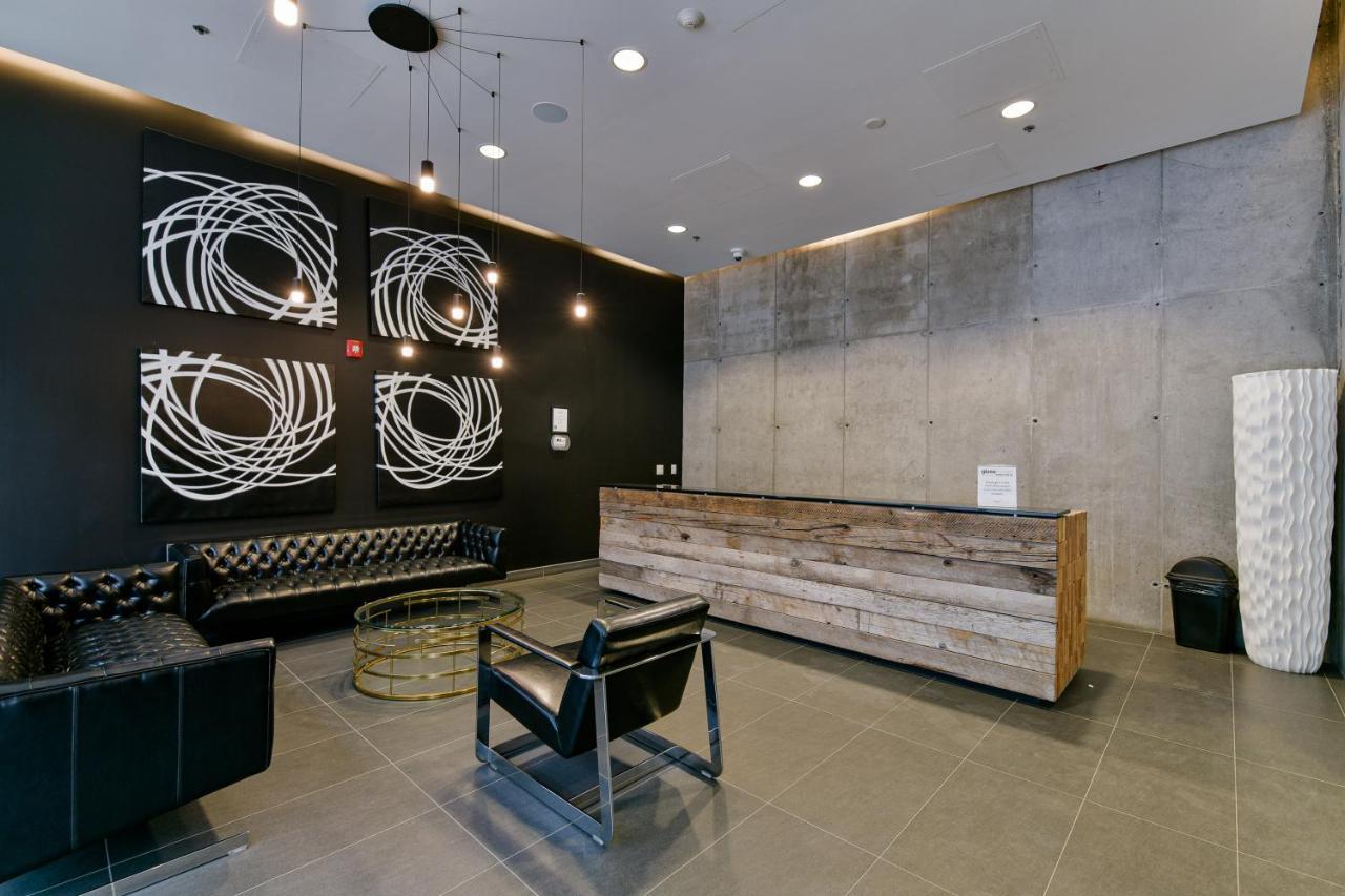Luxury Skyline Condo In Downtown Free 24/7 Parking Winnipeg Esterno foto